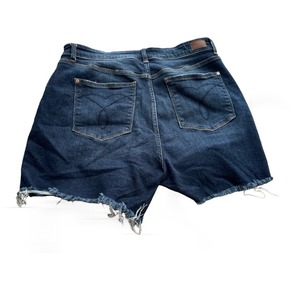 Judy Blue Love Affair Button Fly Cut Off Shorts. Women’s 2XL: 18-20W. - Picture 6 of 8